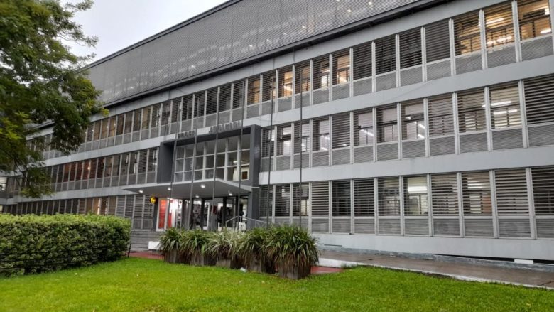 Se resolvió con una Probation y el ofrecimiento de reparación económica un caso “Bebé Reno” en Paraná