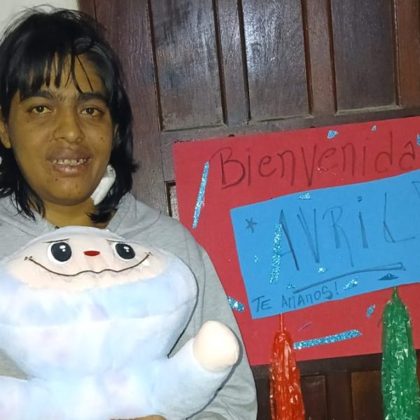 Una joven norteña espera su tercer trasplante de hígado y necesita donantes de sangre para afrontar la intevención