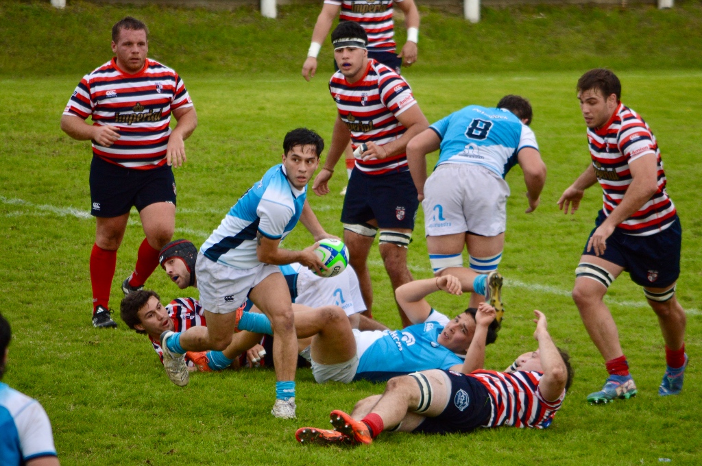 Rugby: Estudiantes mira a todos desde arriba en el Regional del Litoral