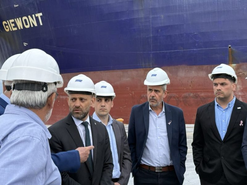 Histórica exportación: salen 30 mil toneladas de acero santafesino desde la Zona Franca