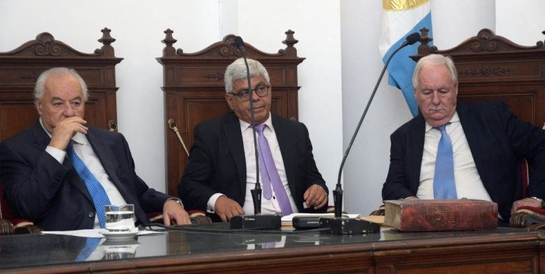 La Corte de Santa Fe y Diputados abordan la reforma de jueces penales en medio de críticas al Ejecutivo