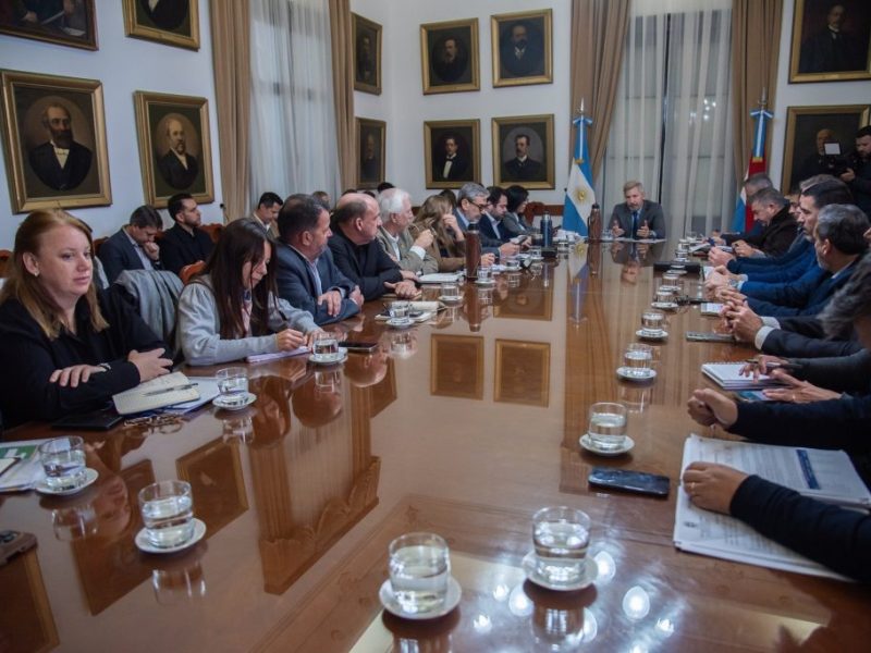 El Gabinete de Entre Ríos coordinó con el Poder Legislativo la modernización estatal y obras prioritarias