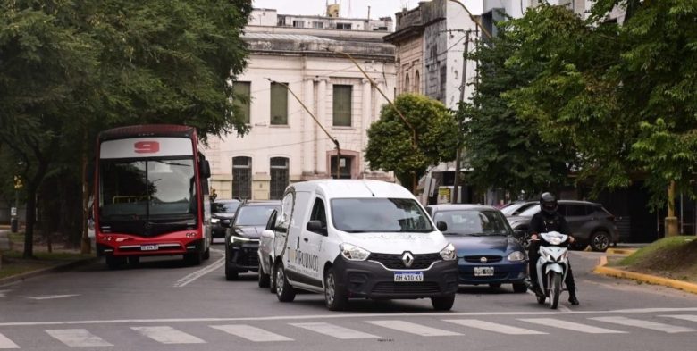 Actualización del tránsito en Santa Fe Capital y accesos: reportan demoras en Ruta 11 y Circunvalación