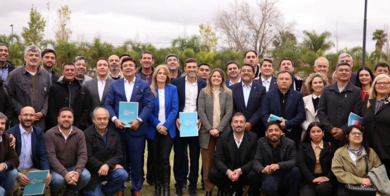 Corsalini e intendentes del PJ santafesino impulsan alternativa electoral desde los municipios