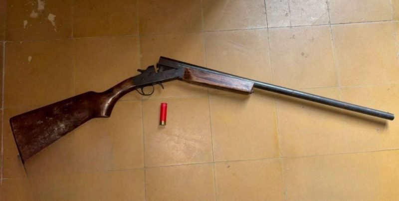 Detenido en Santa Fe: un hombre disparó una escopeta por una discusión familiar