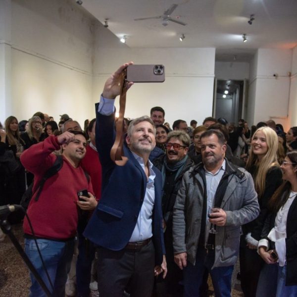 Frigerio garantizó la defensa del rol de los periodistas para la democracia en homenaje provincial