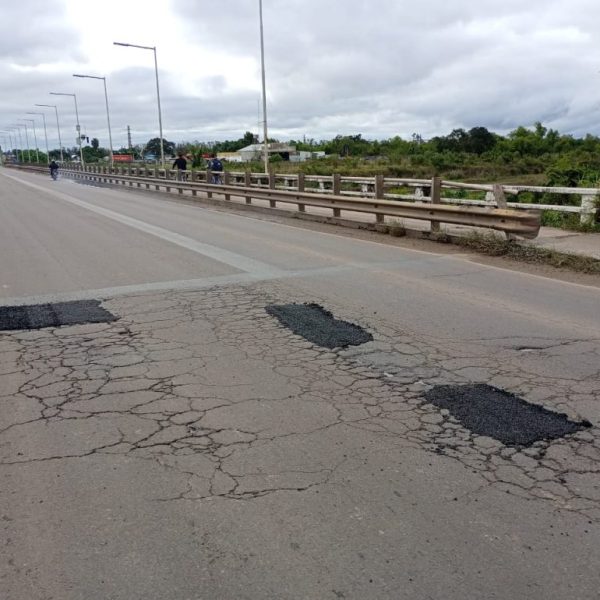 La Municipalidad de Reconquista reparó baches sobre la Ruta Nacional 11