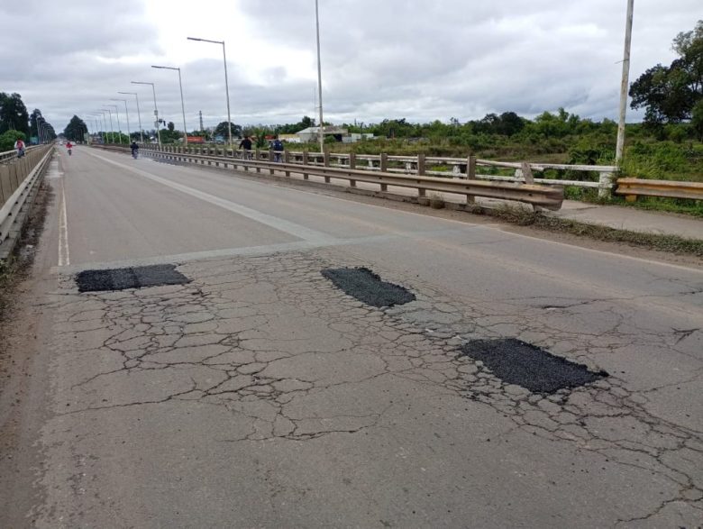 La Municipalidad de Reconquista reparó baches sobre la Ruta Nacional 11