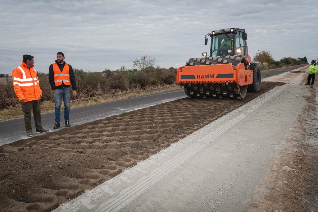 La reconstrucción de la Ruta Provincial 10 tiene un avance del 84 por ciento en la zona de María Grande