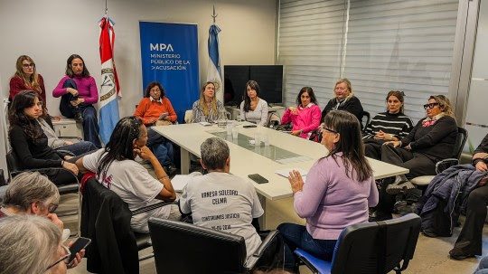 La Mesa Consultiva de Mujeres mantuvo un encuentro con fiscales de Rosario