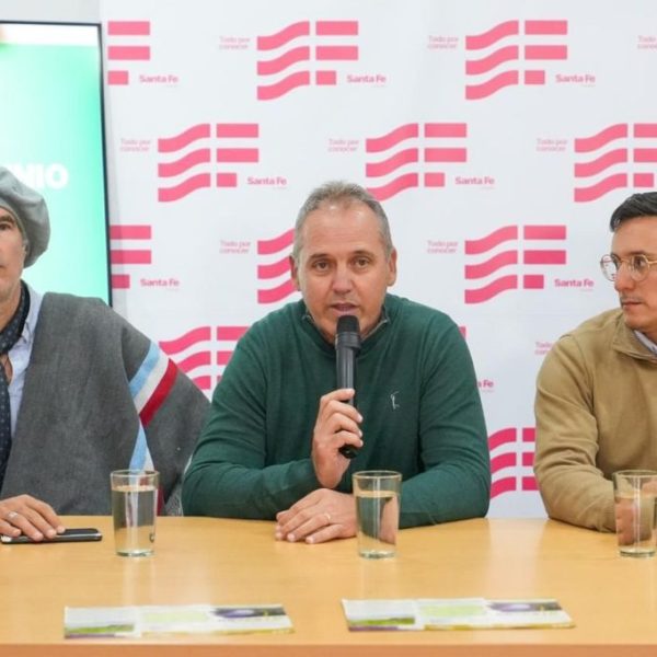Turismo de cercanía: Cayastá presentó la 50ª edición de la Fiesta Provincial de la Yerra