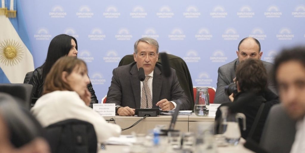 El Gobierno retrasa la Ley de Lobby tras objeciones: Diputados convocará a expertos internacionales