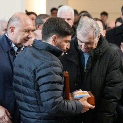 La despedida de Rubén Rada unió a dirigentes políticos de distintos espacios por su legado malvinero
