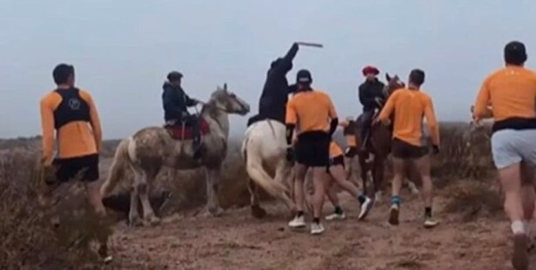 Agresión de jinetes a corredores de trail en la provincia de Río Negro