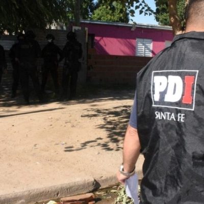 Balean a un hombre en barrio Guadalupe Oeste de Santa Fe desde una moto; se encuentra en estado crítico