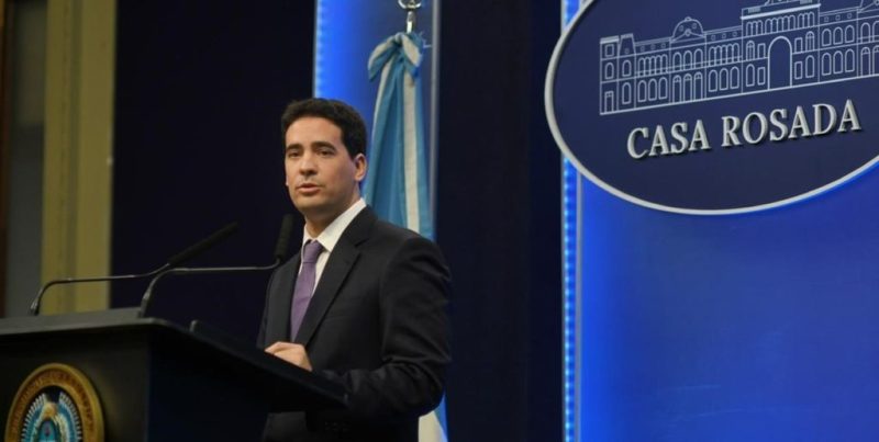 Manuel Ravier: el nuevo vocero de Milei se distancia de Adorni y promete un giro hacia la gestión