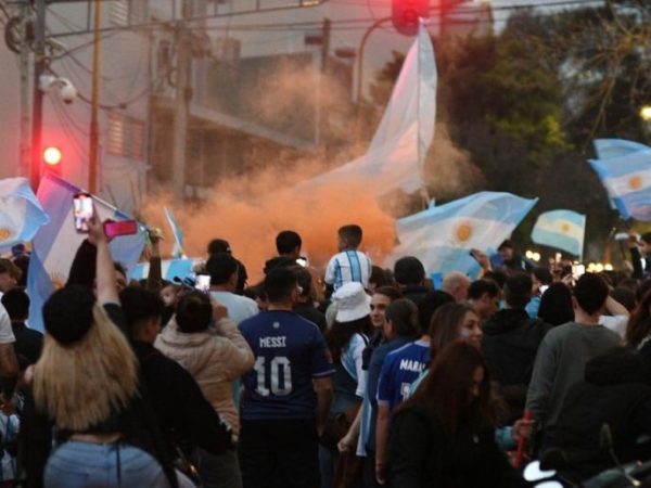 Santa Fe: la Municipalidad recolectó casi 4 toneladas de basura en el microcentro y Costanera tras los festejos de la Selección