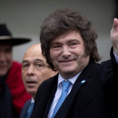 Javier Milei en Tucumán: vigilia del 9 de Julio y encuentro político clave con Osvaldo Jaldo por las negociaciones con las provincias