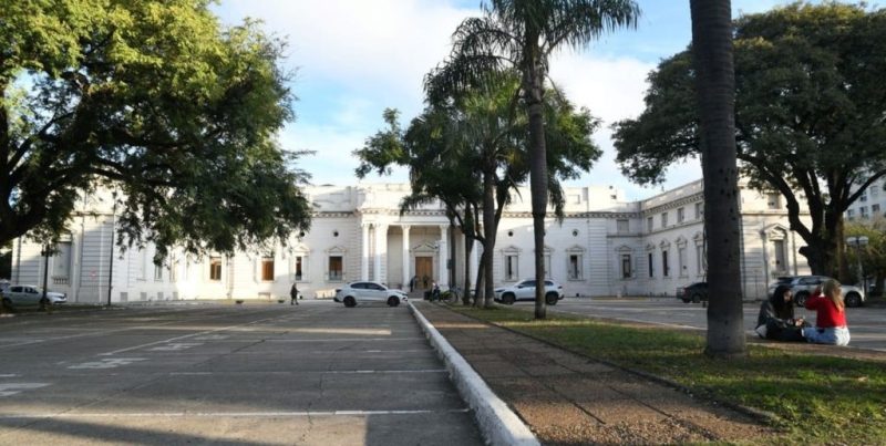 Plaza Italia, Santa Fe: informe clave en octubre definirá su destino público