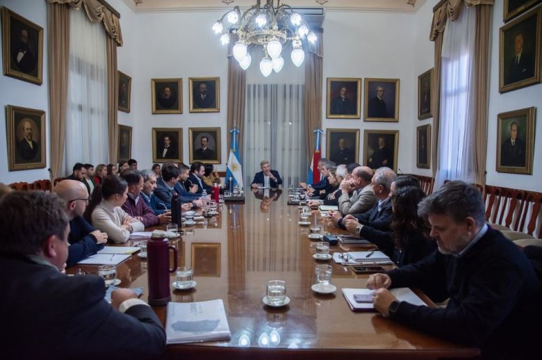 Entre Ríos proyecta obras y acuerdos energéticos regionales
