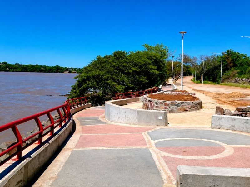 Concordia: pusieron nombre a la nueva costanera y encendieron el debate