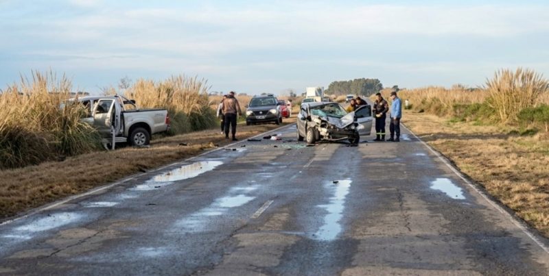 Dos personas fallecieron en un choque frontal sobre la Ruta Provincial 14, cerca de Christophersen