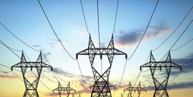 El Gobierno de Milei cerrará su mandato con 25 años de emergencia eléctrica y el regreso al esquema de los ’90