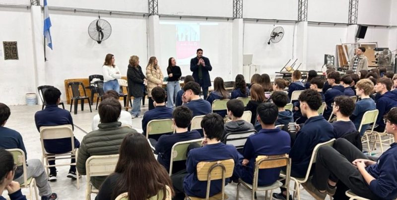 El Concejo Joven regresa a San Carlos Centro para vincular a estudiantes con la política