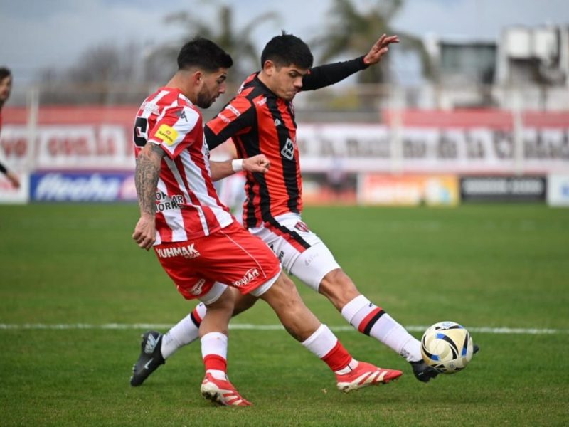 Patronato repitió errores propios y perdió ante San Martín de Tucumán como local