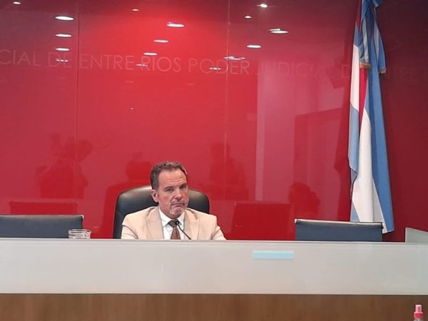 Envían a prisión al acusado de gatillarle tres veces en la cabeza a su ex tras incumplir arresto domiciliario