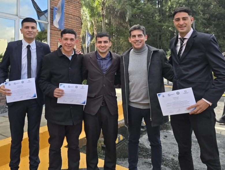 Árbitros de la Liga Reconquistense recibieron sus diplomas tras completar una capacitación federal de AFA