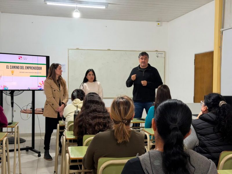 Avellaneda acompaña a las mujeres que quieren emprender con una nueva propuesta de formación