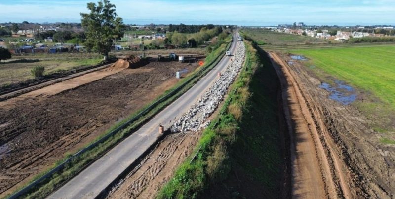 Reconstruyen tramo clave de la Ruta Provincial 21 para optimizar el acceso a puertos del sur santafesino
