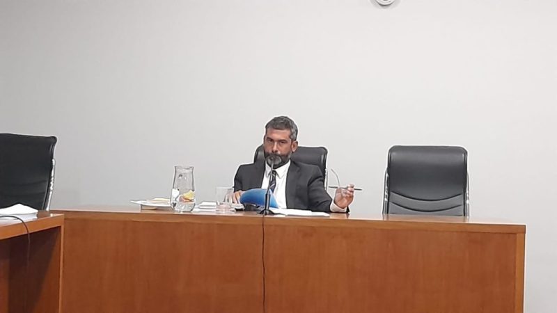Reconoció un grave delito en un juicio abreviado y acordó seis meses de prisión