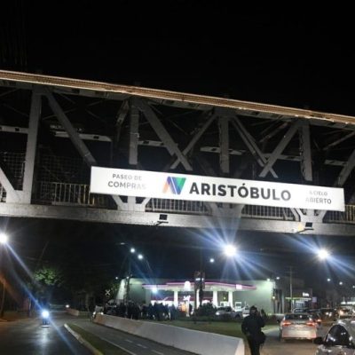 El Municipio de Santa Fe inauguró la nueva iluminación del Puente Negro en avenida Aristóbulo del Valle