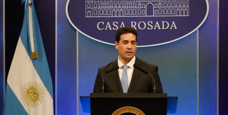 Ravier negó haber dicho que el dólar subirá a 00 y afirmó que “hay menos gente que no llega a fin de mes”