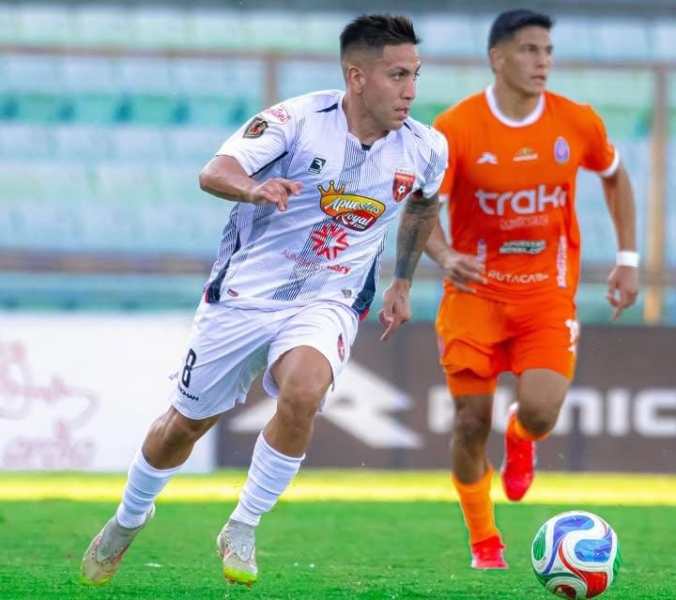 Gonzalo Salega llega a Paraná para ser refuerzo de Patronato