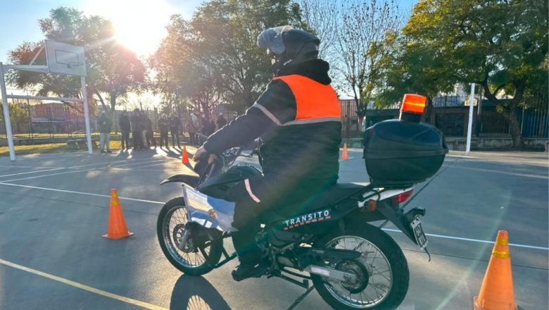 Comenzaron los exámenes para la licencia de conducir en Rosario y ahora el trámite se resuelve en una hora