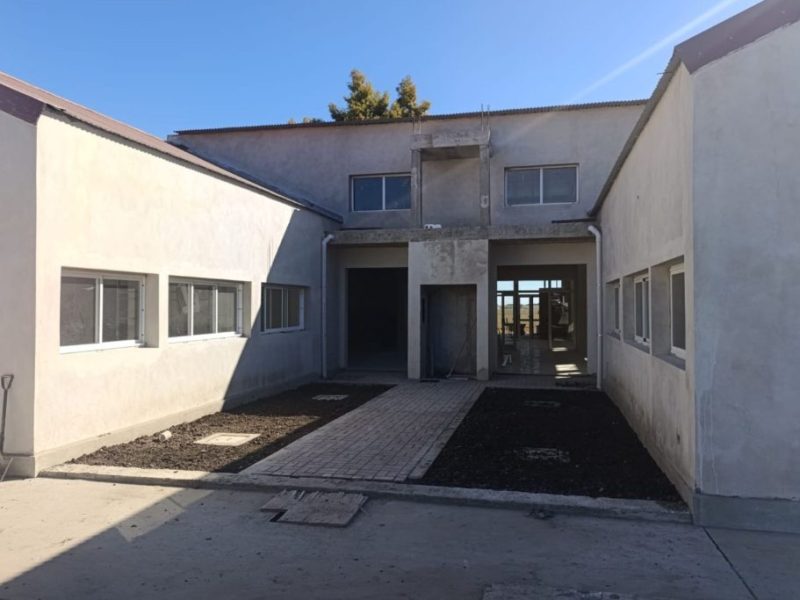 La obra del hospital de General Ramírez supera el 50 por ciento de avance