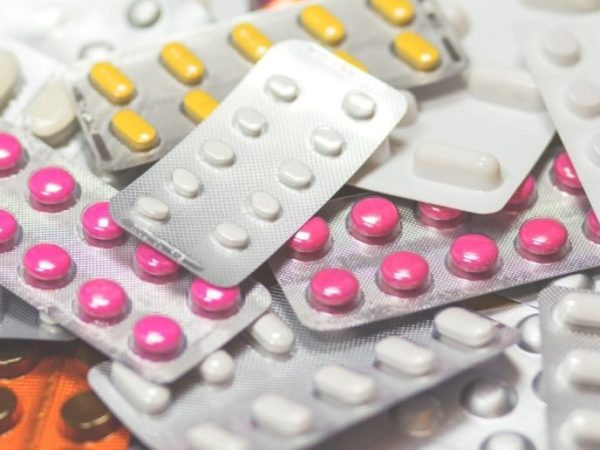 Farmacéuticos de Santa Fe alertan sobre los peligros de la ampliación de medicamentos de venta libre