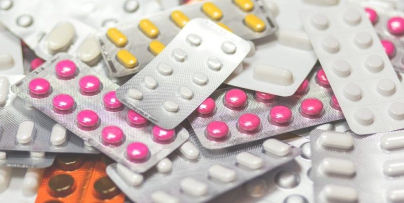 Farmacéuticos de Santa Fe alertan sobre los peligros de la ampliación de medicamentos de venta libre