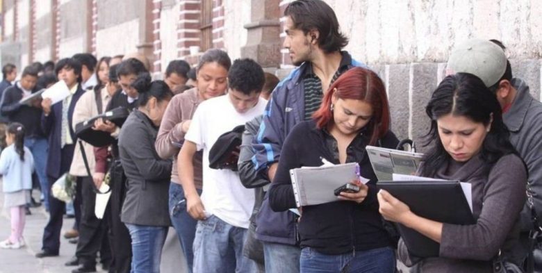 Empleo joven: solo el 14,2% de los trabajadores en Argentina accede a la formalidad plena de derechos
