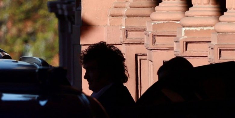 El Gobierno nacional impulsa un piso salarial de un millón de pesos para las paritarias homologadas