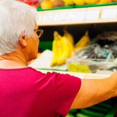 La actividad económica cayó 0,6% mensual y encuadró el freno en la producción nacional según el INDEC