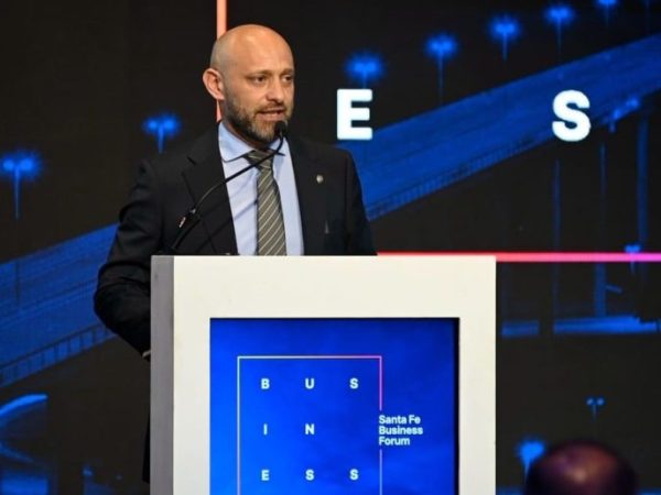 Inversiones y exportaciones: el gobierno de Santa Fe apunta a potenciar la producción regional y la inserción internacional