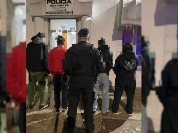Secuestraron autos y detuvieron a cuatro personas tras realizar picadas ilegales en la zona norte de Santa Fe