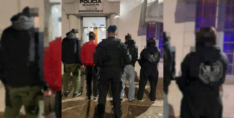 Secuestraron autos y detuvieron a cuatro personas tras realizar picadas ilegales en la zona norte de Santa Fe