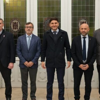Pullaro presentó ante la UIA el modelo productivo de Santa Fe