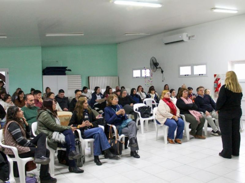 Copnaf capacitó a actores locales en Basavilbaso para la detección temprana de violencia hacia la infancia y la adolescencia