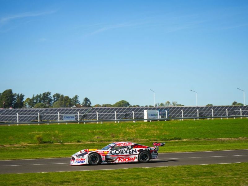El parque solar del autódromo de Paraná cubrió toda la demanda durante la final del TC